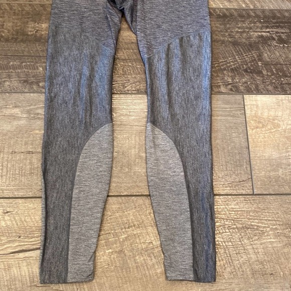 Nike DriFit Gray Leggings for Women - Picture 3 of 12